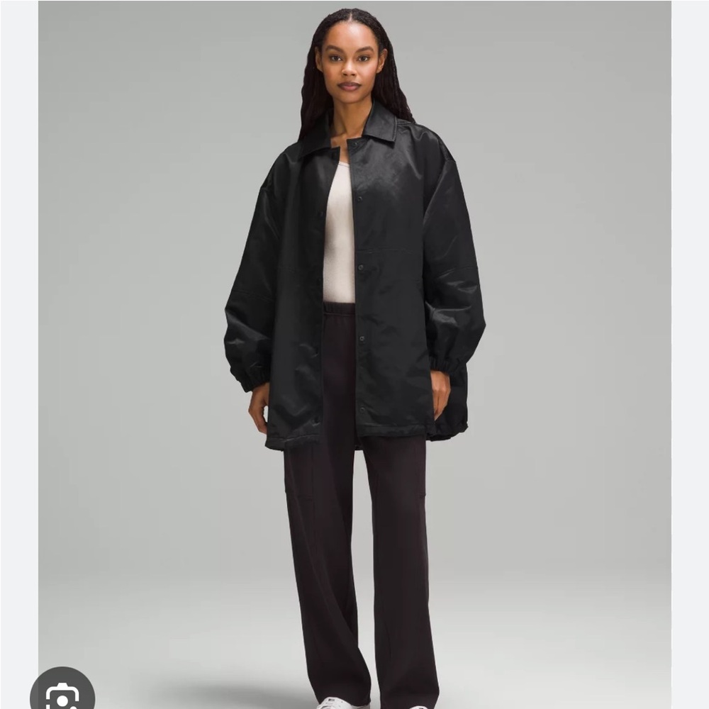Lululemon women’s coachs jacket size medium
